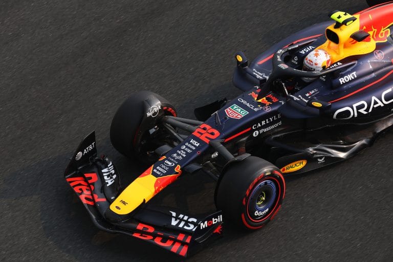 Yuki Tsunoda impeding Lando Norris Abu Dhabi practice incident near-collision